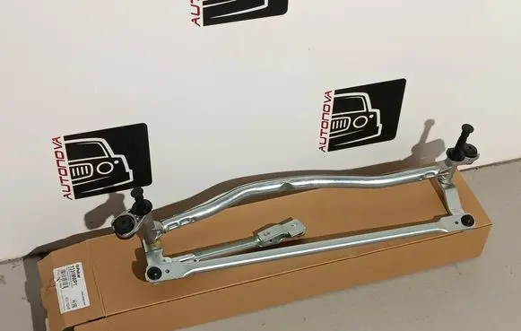 Audi A3 S3 8P Front wiper linkage and motor 1331MWP1 8P1955023L