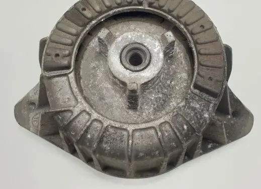 Mercedes-Benz C W204 Engine mount vacuum valve A2042400317