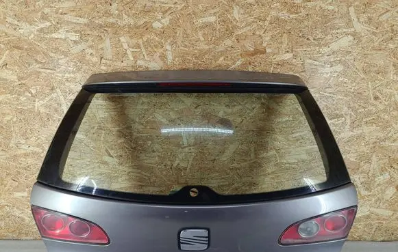 Tailgate/trunk/boot lid