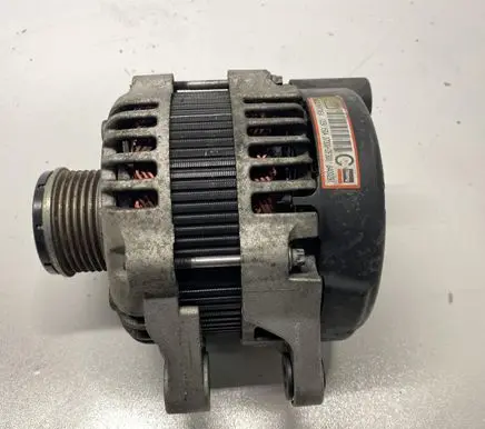 Hyundai Tucson LM Generator/alternator 37300-2F300