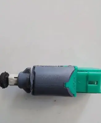 Renault Master III Brake pedal sensor switch 253250007R 8200168240