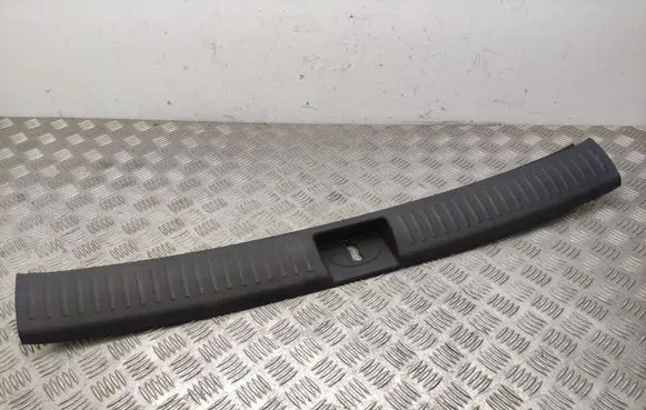 KIA Sorento Trunk/boot sill cover protection