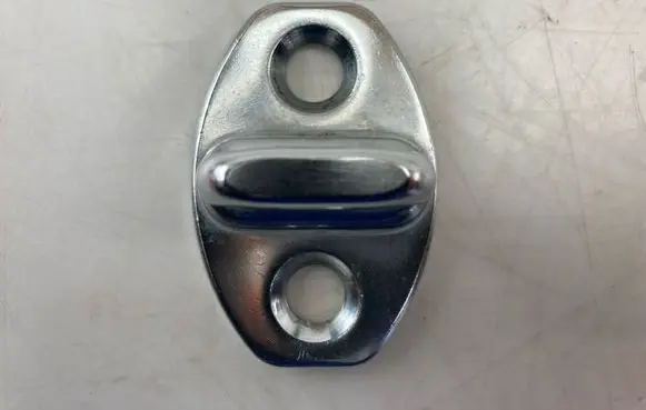 Volkswagen Golf VI Rear door lock loop/hook striker 3B0837033AG