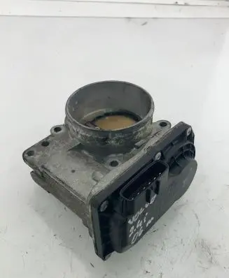Volvo V70 Throttle body valve 312163270 8J230542