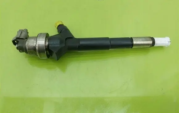 Opel Astra H Fuel injector 8973762703