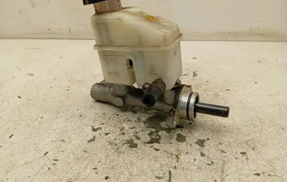 KIA Ceed Master brake cylinder