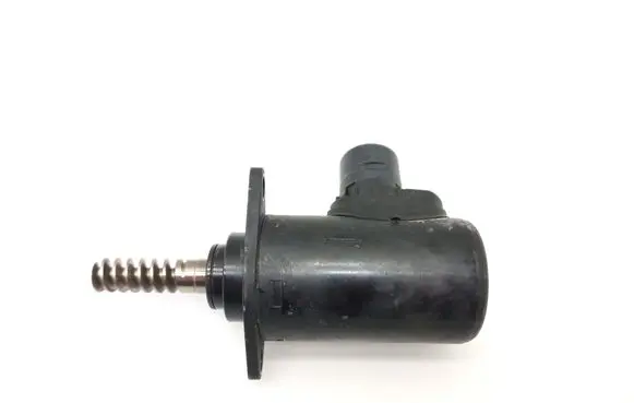 BMW 5 G30 G31 G38 Valve oil control 7631574 03738