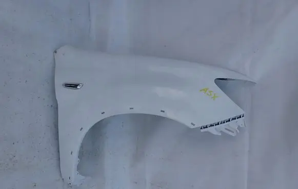 Mitsubishi ASX Fender