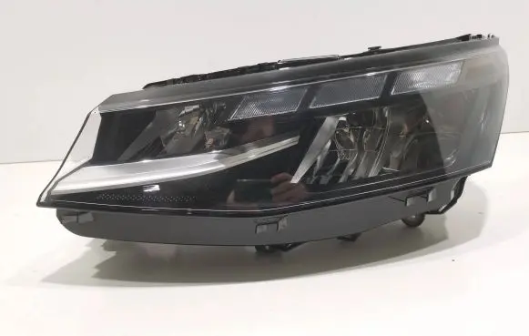 Volkswagen Transporter - Caravelle T7 Headlight/headlamp 7T1941035B