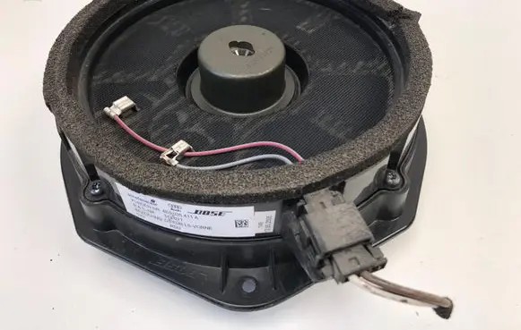 Audi A8 S8 D3 4E Front door speaker 4E0035411A 373021
