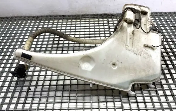 BMW 3 E90 E91 Windshield washer fluid reservoir/tank 7068996