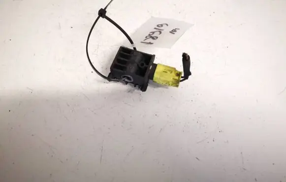Mercedes-Benz ML W164 Airbag deployment crash/impact sensor 0038202926