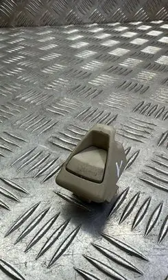 Sun visor clip/hook/bracket
