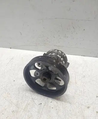 Nissan Primera Power steering pump