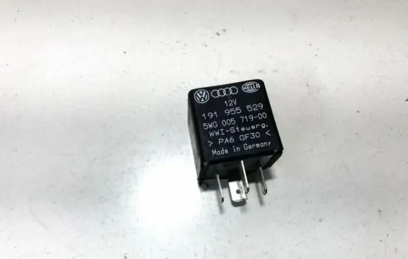 Volkswagen Golf IV Other relay 191955529