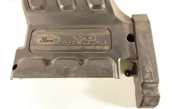 Ford Maverick Engine cover (trim) YL8E8A590DD M600A