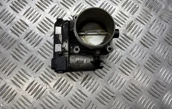 Volvo V70 Throttle valve 8677866 0280750103 02W152