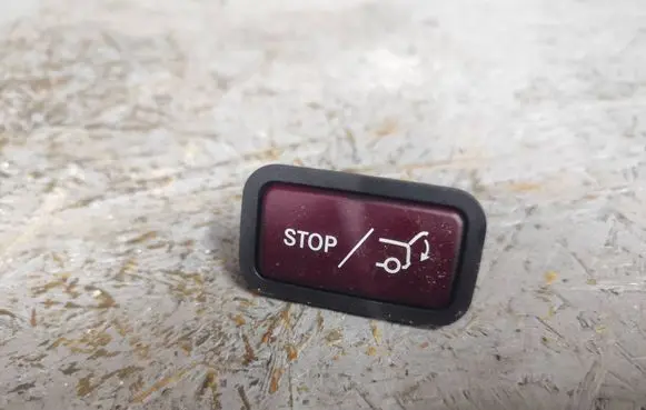 Mercedes-Benz E W213 Tailgate opening switch 2128200861