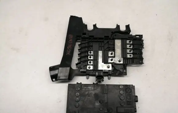 Volvo XC90 Positive wiring loom 31346673