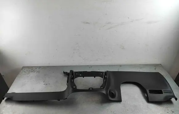 Volvo XC40 Dashboard lower bottom trim panel 31442616