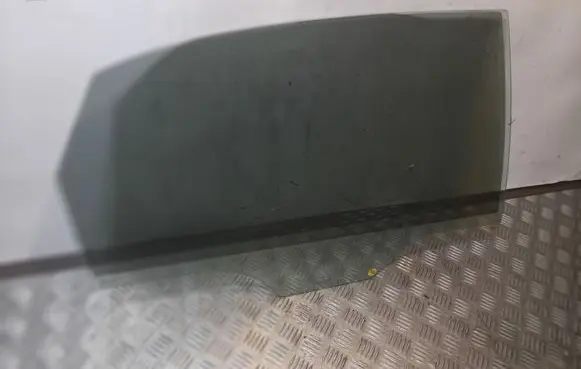 Volkswagen PASSAT B7 USA Rear door window glass 561845026A