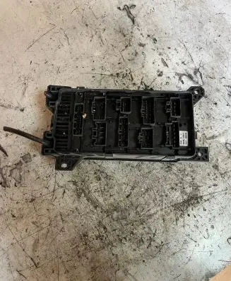 KIA Sorento Fuse module 911603E040 10030512016 BE0400300191134