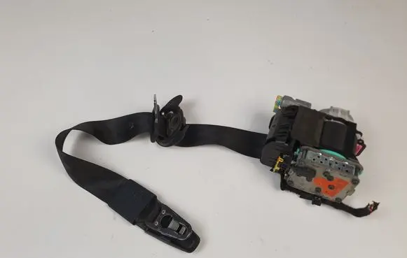 Audi A5 Sportback 8TA Front seatbelt 8T8857706C