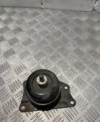 Volkswagen Polo V 6R Engine mount bracket 6Q0199262