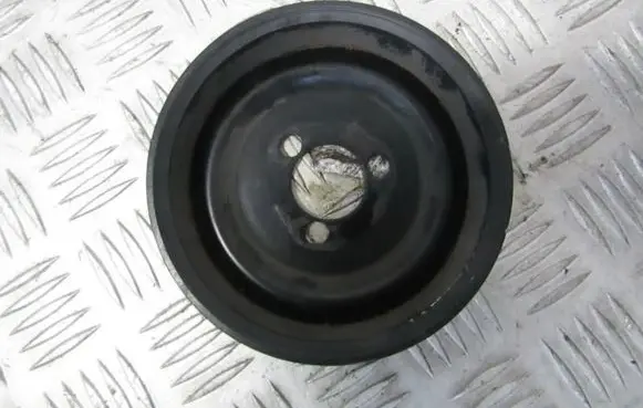 Volkswagen Golf V Water pump pulley 03D121028B