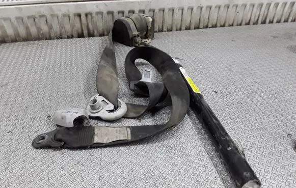 Ford Galaxy Front seatbelt