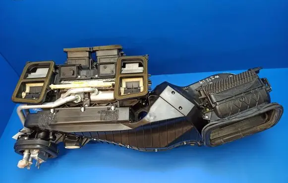 Mercedes-Benz E W212 Interior heater climate box assembly A2128302960 A2048300461