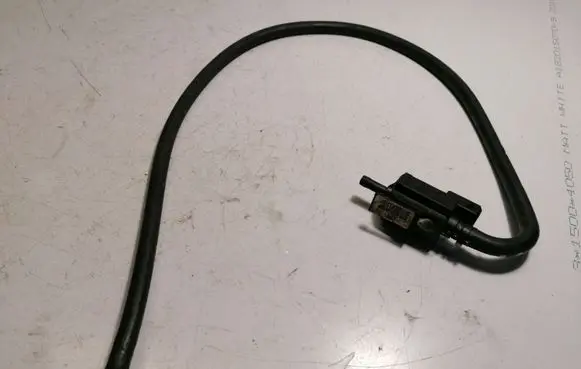 Volvo XC90 Turbo solenoid valve 8627299