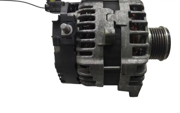 Mercedes-Benz A W176 Generator/alternator A0009063822