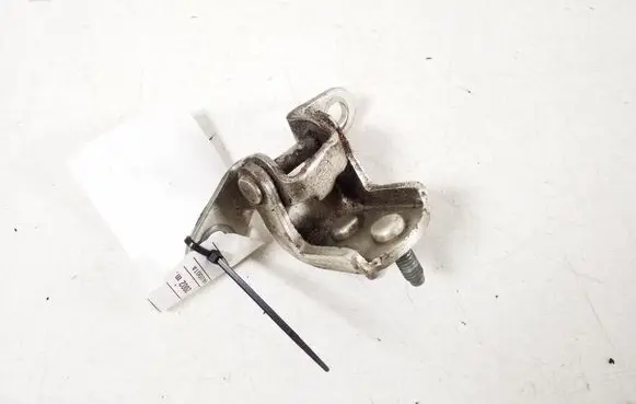 Toyota RAV 4 (XA20) Rear door upper hinge 68760-32060