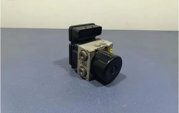 Jeep Compass ABS Pump 05105590AG