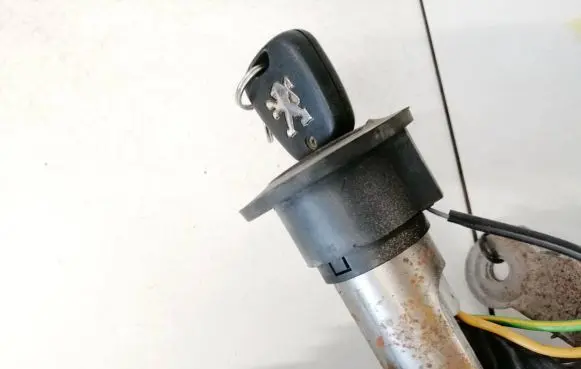 Peugeot 206 Ignition lock