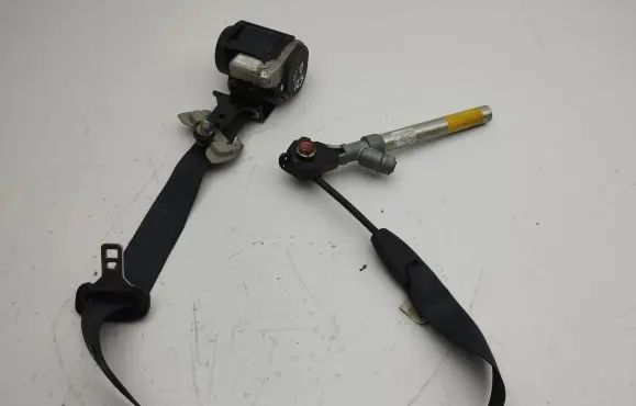 Citroen C-Crosser Front seatbelt 6075396A 6075398A