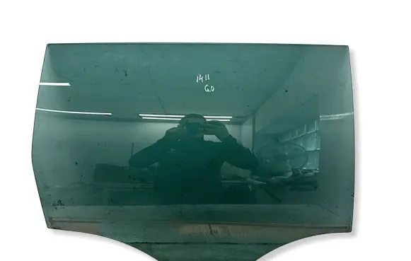 Volkswagen PASSAT B7 Rear door window glass 43R007954 A011404