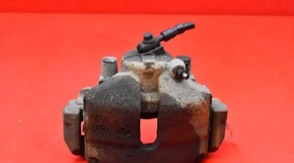 Skoda Octavia Mk2 (1Z) Front brake caliper