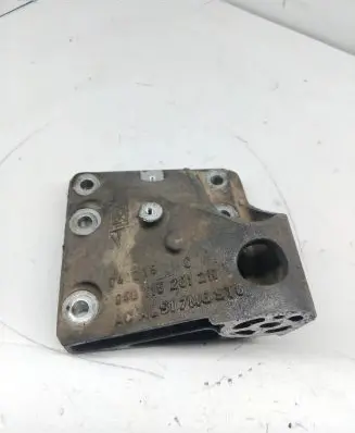 Porsche Cayenne (9PA) Engine mounting bracket 040219