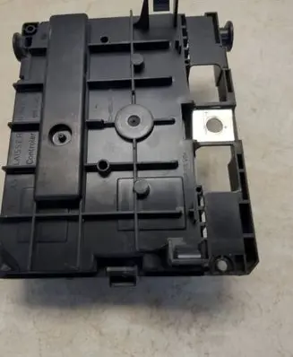 Peugeot 308 Fuse module 9666700480