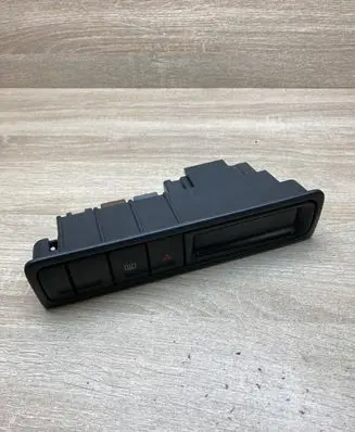 Peugeot 406 Hazard light switch 9628536777