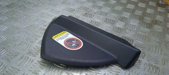 Mercedes-Benz C AMG W204 Dashboard side end trim A2046800278