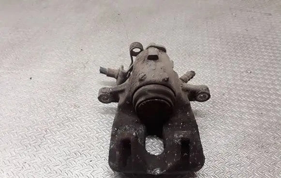 Opel Insignia A Rear brake caliper 