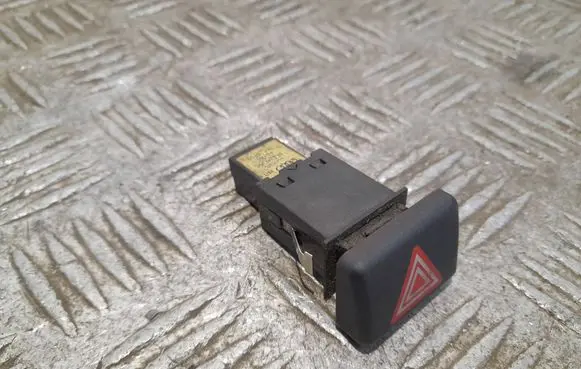 Audi A4 S4 B7 8E 8H Hazard light switch 8e0941509