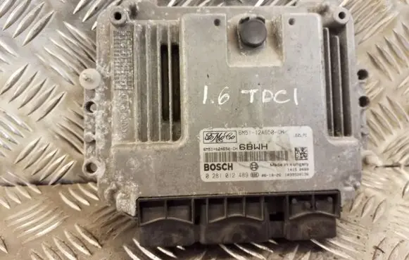 Ford Focus Engine control unit/module 6M5112A650CH 0281012489 14150480