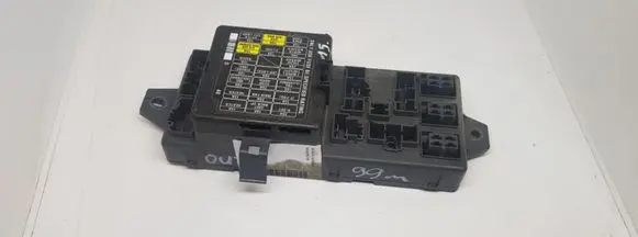 Subaru Outback Fuse module