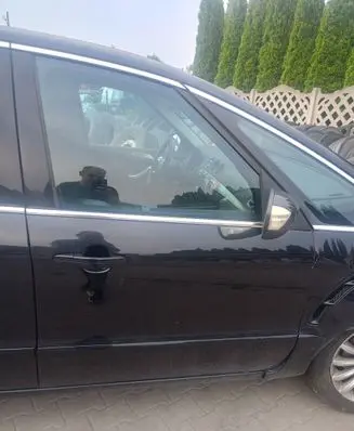 Ford S-MAX Front door window/glass frame 