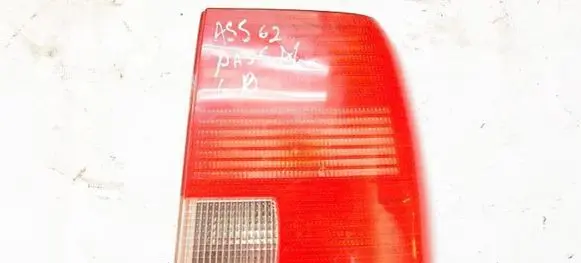 Volkswagen PASSAT B5 Rear/tail lights 3b5945096g