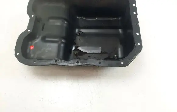 Mitsubishi Lancer VIII Oil sump